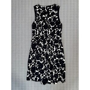Talbots A Line Dress Womens 10P White Black Floral Cotton Stretch Back Zip